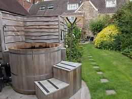 Eastbury Cottage room, The Eastbury Hotel & Spa