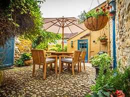 Eastbury Cottage room, The Eastbury Hotel & Spa