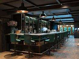 Cocktail Bar restaurant, The Falstaff Hotel