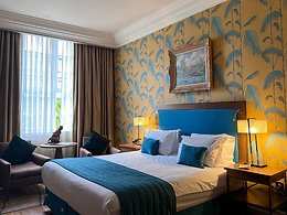 Classic room, The Roseate Reading