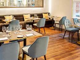 The Reading Room restaurant, The Roseate Reading