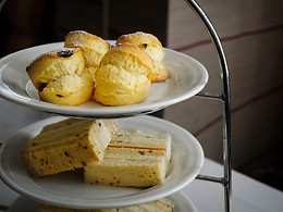 The Bar & Secret Garden restaurant, The Roseate Reading