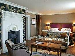 Prime Suite room, The Roseate Reading