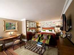 Prime Suite room, The Roseate Reading