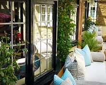 The Secret Courtyard restaurant, The George Hotel SURYA
