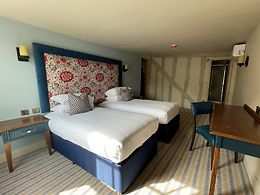 The George Hotel