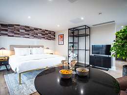 The Gresham Aparthotel