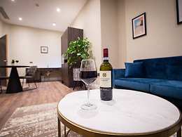 Adapted Two bed Apartment room, The Gresham Aparthotel