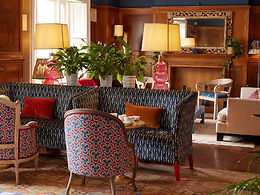 The Danebury Lounge restaurant, The Grosvenor Stockbridge