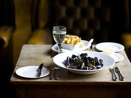 Jack Hare's Bar restaurant, The Hare and Hounds