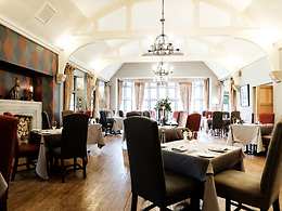 The Beaufort Restaurant restaurant, The Hare and Hounds