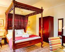 Feature Four Poster room, The Old Swan