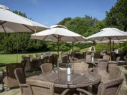 The Bar and Lounges restaurant, The Wood Norton