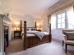 Deluxe Hall Queen room, The Wood Norton
