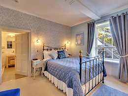 Cozy room, Tyddyn Llan Country Hotel