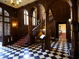 Tylney Hall