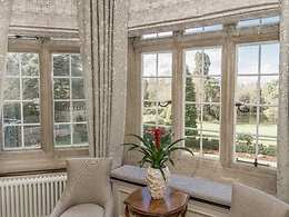 Mansion Suite room, Tylney Hall