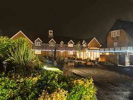 Wroxton House
